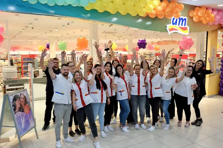 Otvorena preuređena dm trgovina u Hiper Kortu u Banjaluci: Pokloni, popusti i nagradna igra za sve kupce