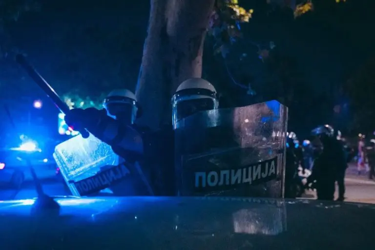 Pendrekom u ime zakona