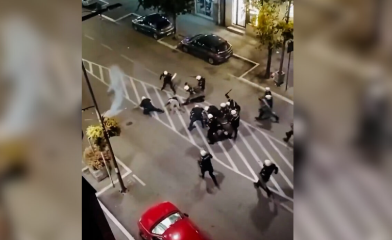 Valjevska policija bila je posebno brutalna sinoć: Premlaćivanja pendrecima, šutiranja građana, video snimci su uznemirujući