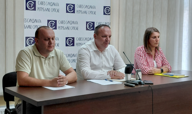 DVA ŠTRAJKA DANAS: Bez plata, bez regresa i sa zabranom kupovine na rate – radnici Šuma RS na rubu!