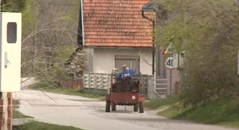 “Nema puta, nema škole, nema ambulante, nema posla. I Švajcarska bi ovdje propala”