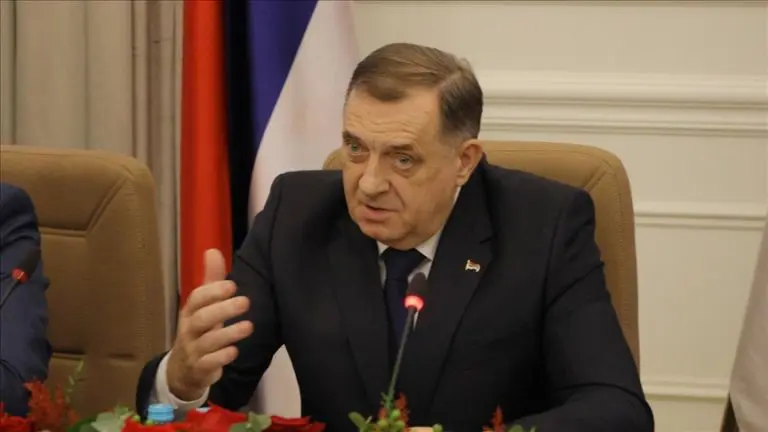 Dodik: Republika Srpska i Srbija pod stalnim pritiscima EU, zajednička sjednica vlada 12. septembra u Beogradu