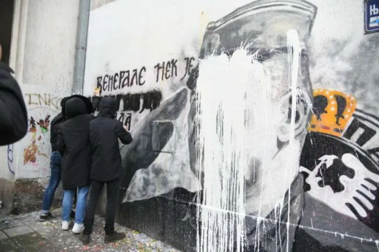 Udruženja žrtava i svjedoka genocida traži uklanjanje murala ratnog zločinca Ratka Mladića