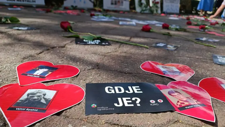 Međunarodni dan nestalih: Supruga tražim 32 godine, nemoguće da komšije ne znaju gdje je 