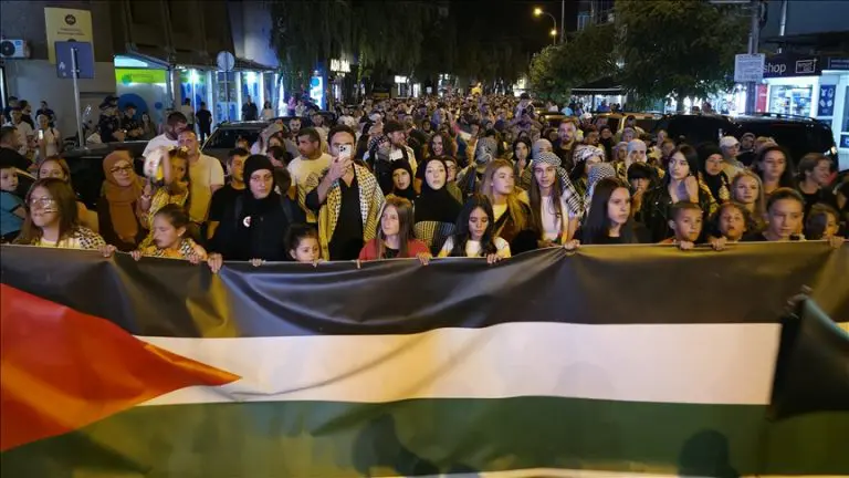 Skup “Glasno za slobodu”: Hiljade građana Novog Pazara podržalo Palestinu
