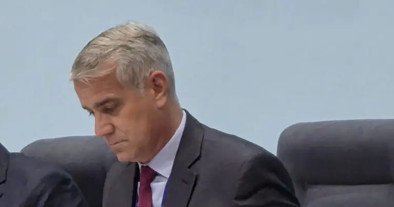 Duratović: Čast je biti smijenjen uz ovakvo obrazloženje