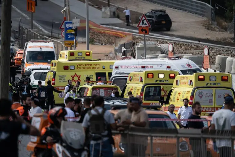 U napadu u Istočnom Jerusalemu poginule četiri osobe