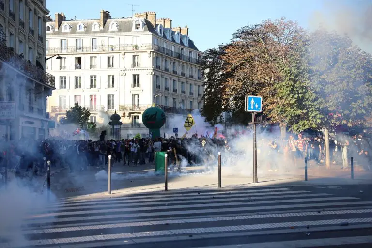 Milion građana na protestima u Francuskoj, 309 uhapšenih