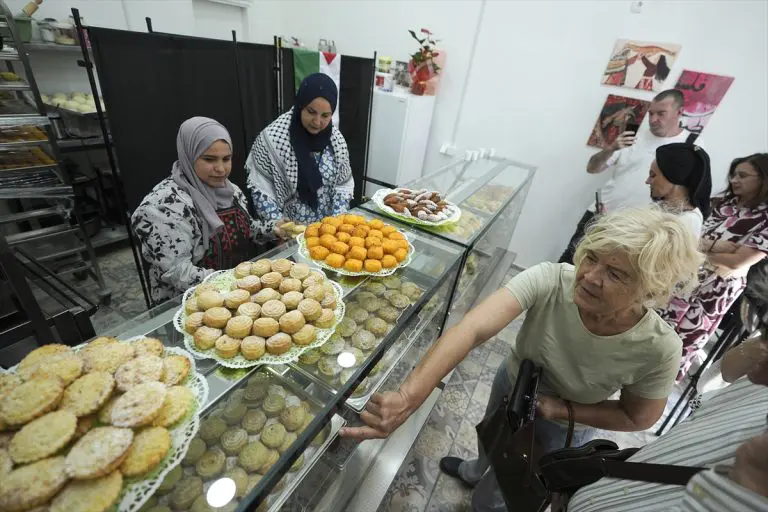 Novi život u Bosni: Miris peciva iz “Palestinske kuće” radost za porodicu El-Barawy
