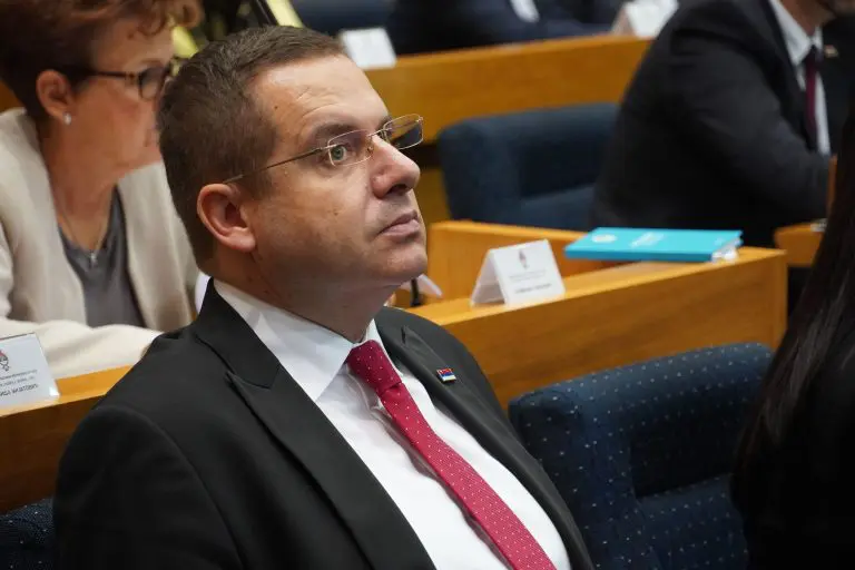 Kovačević: Osuda napada na Borenovića