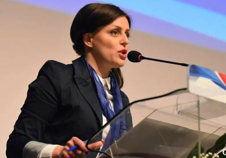 Iz SDS-a prešla u SNSD, bila Srpkinja, pa Bošnjakinja, a evo koju funkciju će sad dobiti
