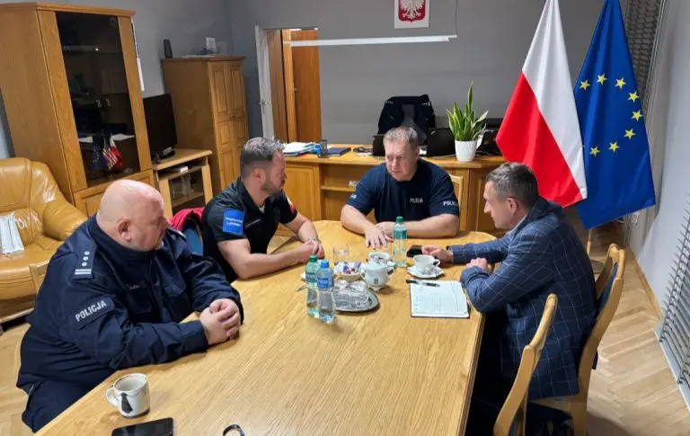 Dronovi u poljskom vazdušnom prostoru, Poljaci ih oborili, podigli avione
