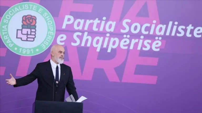 Pogledajte kako izgleda albanska virtuelna ministrica za borbu protiv korupcije