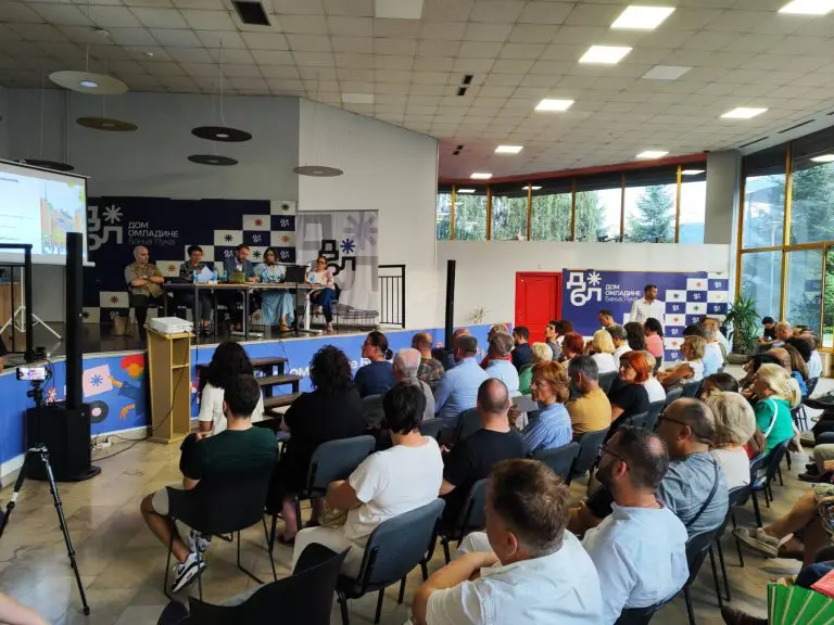 Banjalučani traže odgovore: Šta se planira na prostoru Akvane?