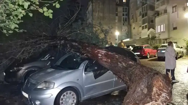 Posljedice nevremena u Mostaru: Vatrogasci intervenisali 14 puta, preporučuje se prokuhavanje vode