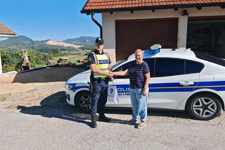 Policija nije tu samo da kažnjava: Vozačica nagrađena za primjer