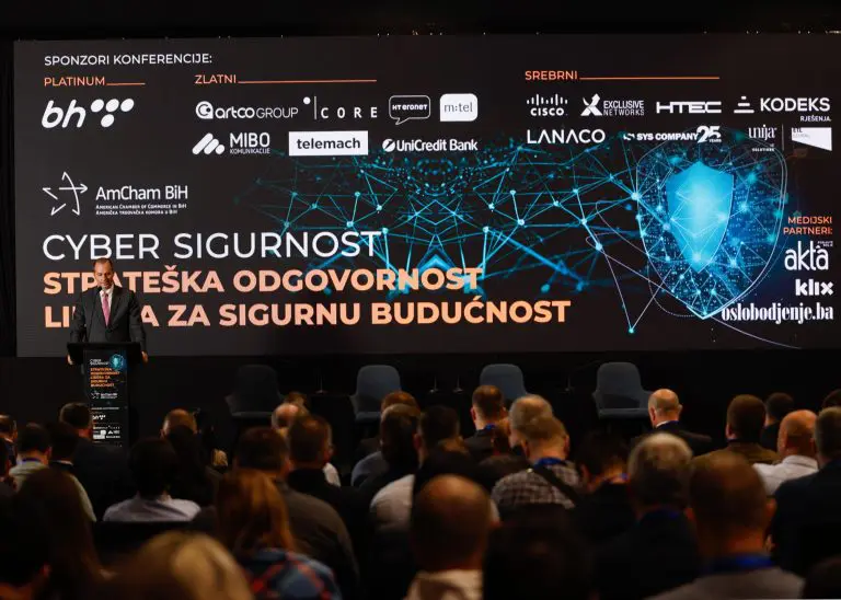 Lideri i stručnjaci na petoj AmCham BiH konferenciji “Cyber Sigurnost: Strateška odgovornost lidera za sigurnu budućnost”
