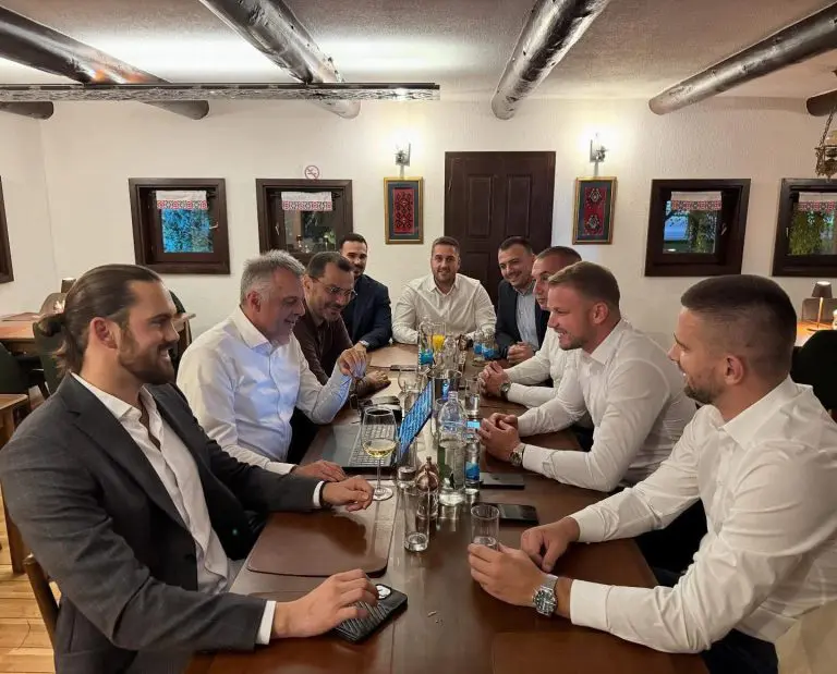 Gasi li se PDP? “Ostaje registrovan do 2026. ali suštinski…”