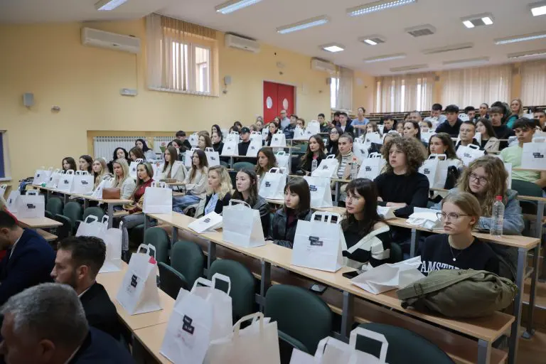 Money Tik Talk Sarajevo: Društvene mreže su im najvažniji kanal informacija o financijama, kako to promijeniti?