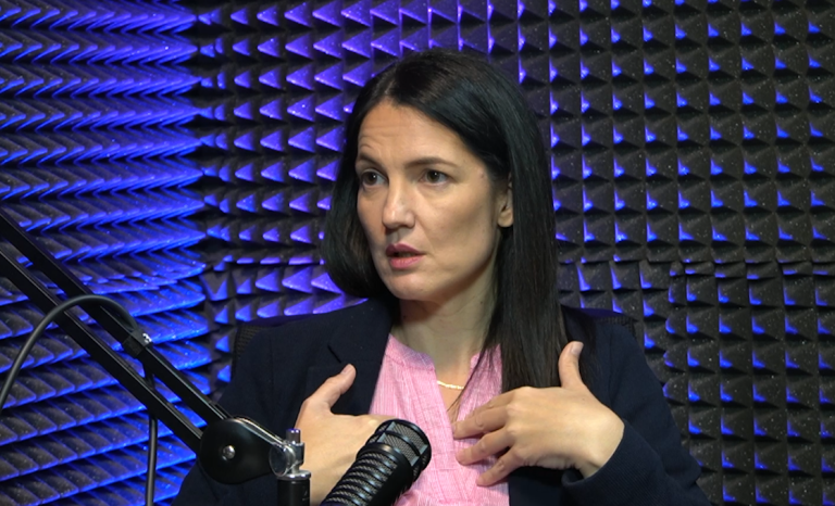 Jelena Trivić: Zamislite tog apsurda, Dodik može biti predsjednik SNSD-a samo ako prihvata Šmitove odluke