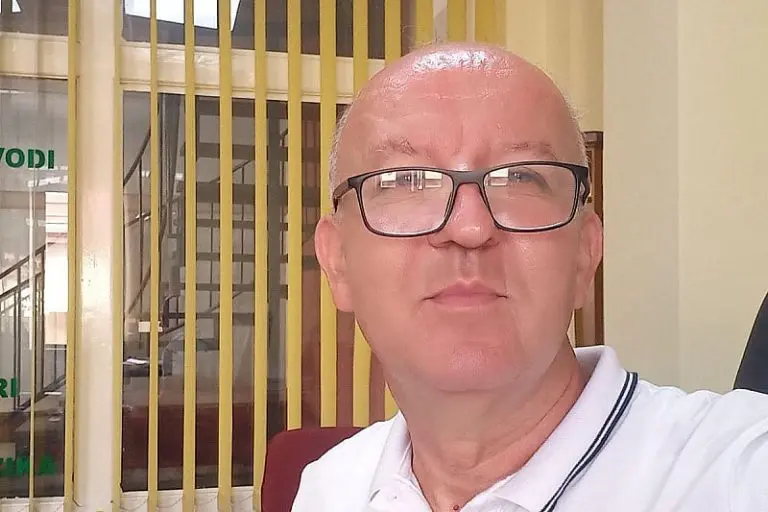 Među uhapšenima zbog sumnje na navođenje na prostituciju i univerzitetski profesor i bivši poslanik