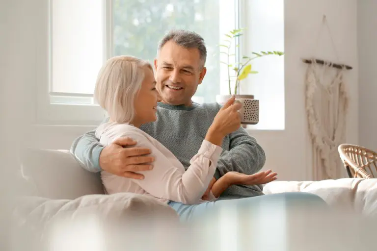 Ja sam psiholog koji proučava parove: Ljudi u najsretnijim vezama rade ovih 5 stvari radnim danima