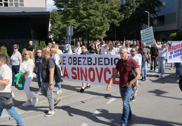 Mostar: Sud ukinuo zabranu, zdravstveni radnici nastavili štrajk