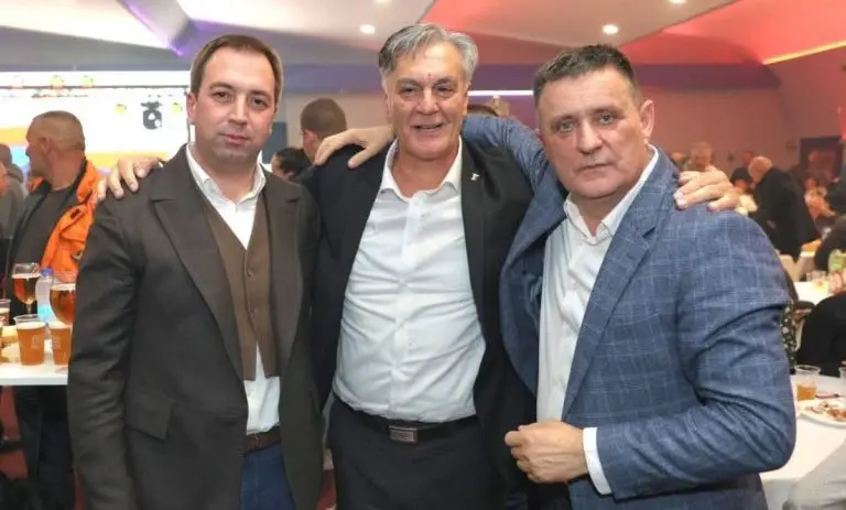 Stanivuković: “Selak i Karan u zagrljaju sa Đajićem-kakva je to poruka?”