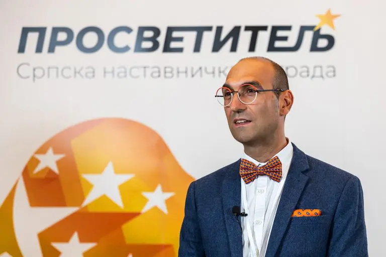 Dr Danilo Kovač: Najveća prepreka kvalitetnijem obrazovanju je upliv politike