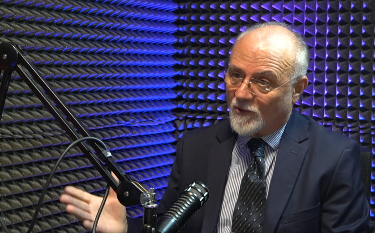 Ekonomski stručnjak pojašnjava kako se skidaju američke sankcije pa upozorava: “Sunovrat je počeo prije 15 godina”