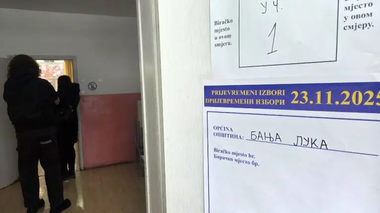 Pogledajte kolika je izlaznost u Republici Srpskoj do 15h