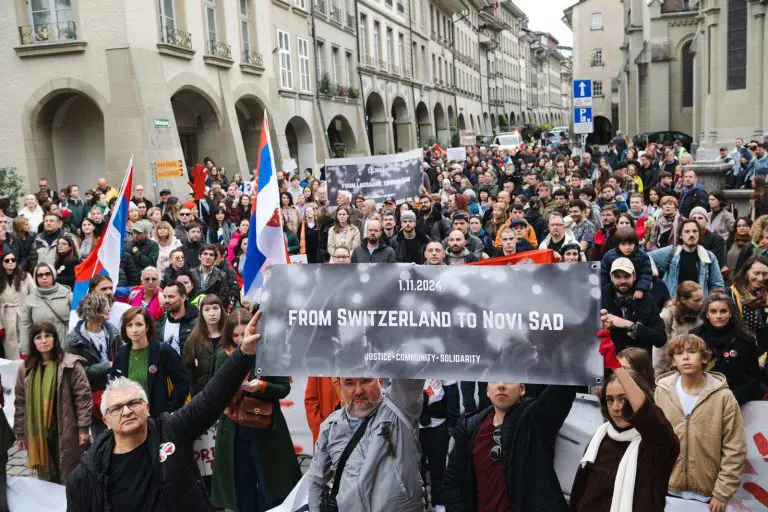 BERN: “Švajcarska treba da reaguje na represiju u Srbiji”