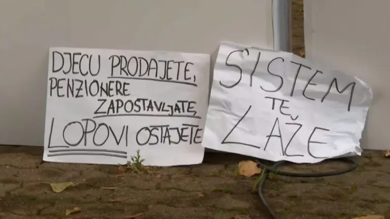 Tuzla: Djecu siluju, penzionere ubijaju! Šta je sljedeće?
