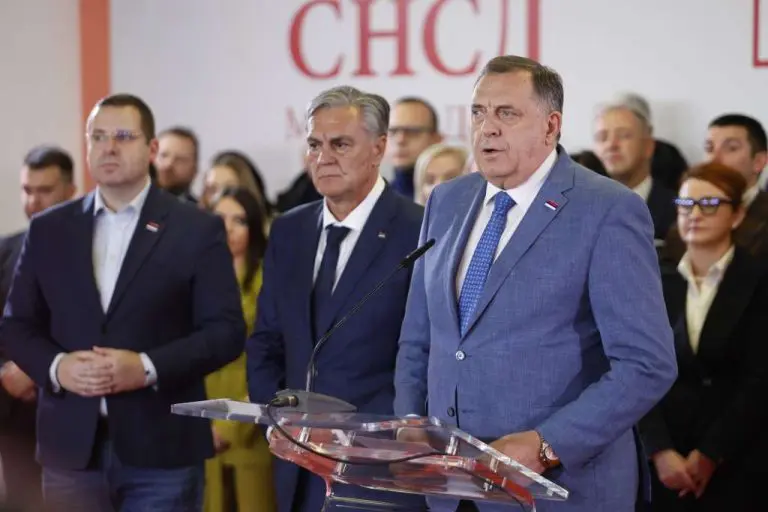 Hoće li Dodik ostati na čelu SNSD-a? Sud u Banjaluci ponovo odlučuje o statusu lidera stranke