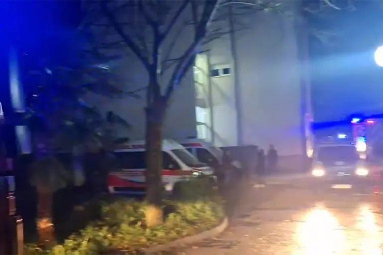 Požar u Bolnici Trebinje, evakuisani svi pacijenti (VIDEO)