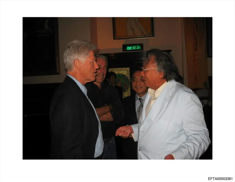 Najveća objava Epsteinovih dokumenata dosad: 400 videa, audio snimke… Reagovao Trump