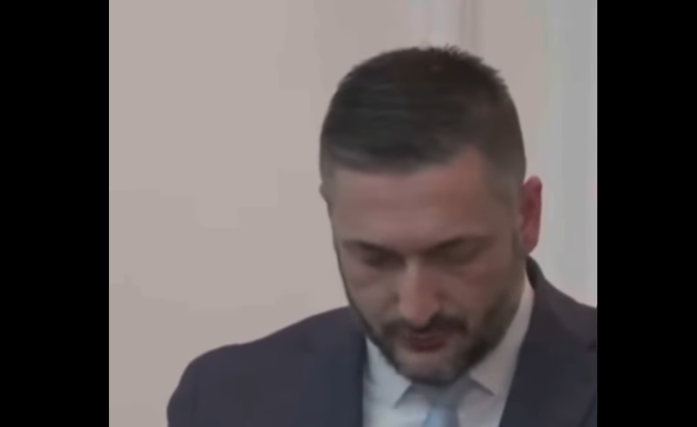 Neprimjeren rječnik Ninkovića Stanivukoviću: To, što ja ne volim pe.ere, ne znači da sam nenormalan
