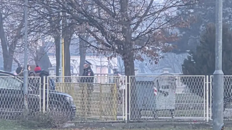 Lažna dojava o bombama; U svim školama u Srpskoj nastavljena nastava