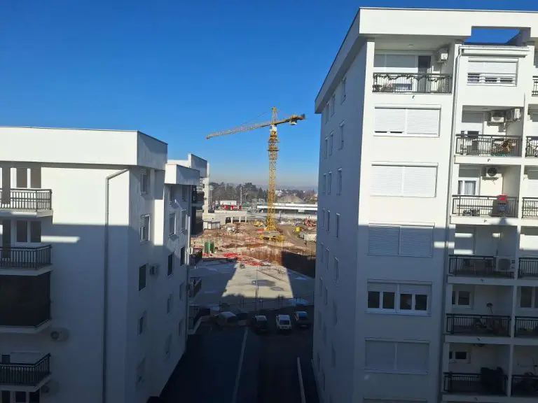 Evo koliko koštaju najjeftiniji stanovi u Banjaluci: Trenutno otvoreno više od 100 gradilišta