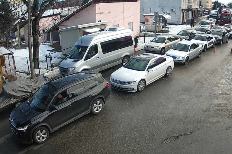 Gužve na graničnim prelazima između BiH i Hrvatske