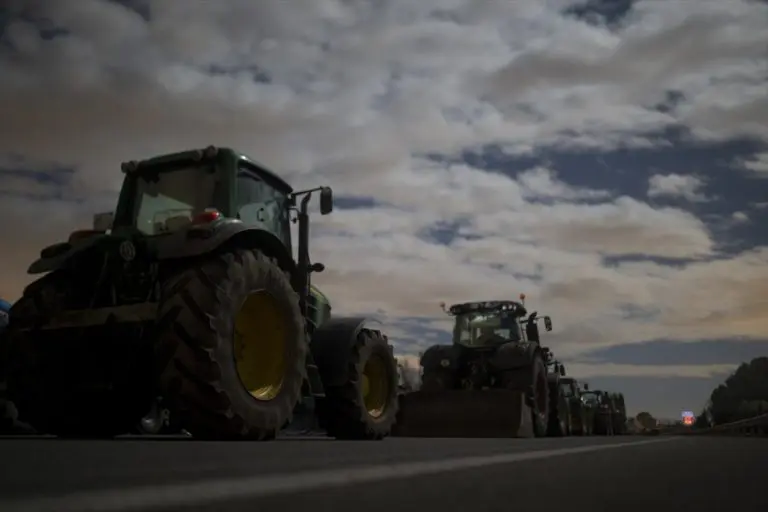 Poljoprivrednici objavili koje lokacije će danas biti blokirane: “Počinje radikalizacija!”