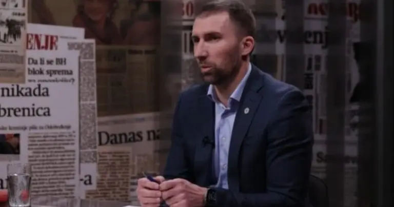 Nakon 65. godine u FBiH možete nastaviti da radite koliko god želite, i primate puni iznos i plate i penzije