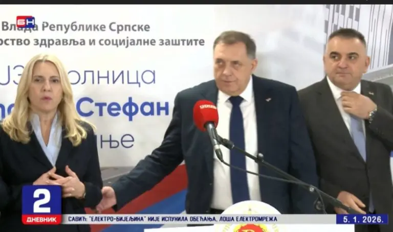 Pogledajte kako Dodik sklanja Minića i Cvijanović zbog Vučića