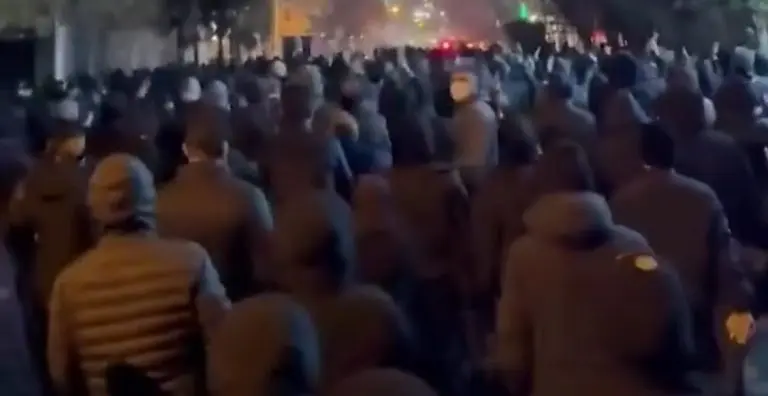 Amerika počela planirati napad na Iran?!