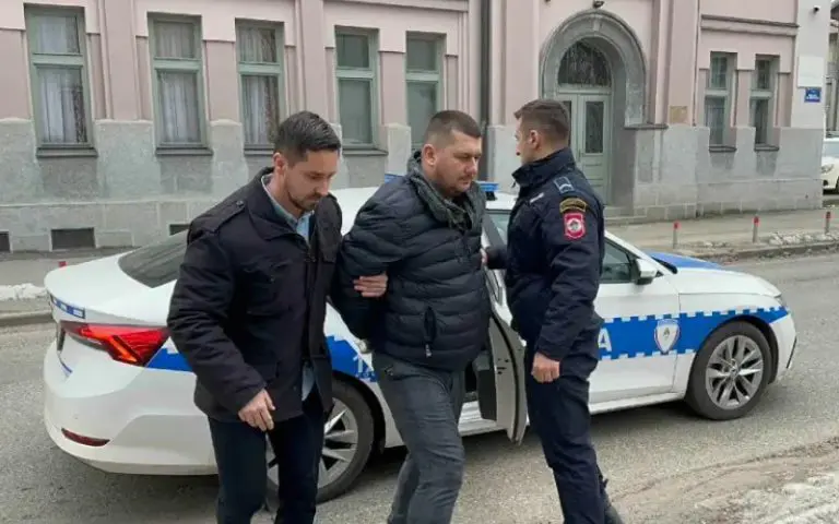 Vjeroučitelj uhapšen zbog vrbovanja djece za pornografiju