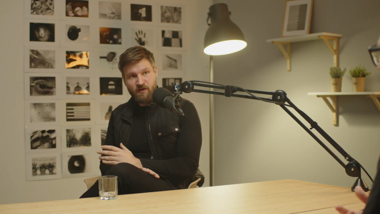 Ko sam njima, šta sam sebi?