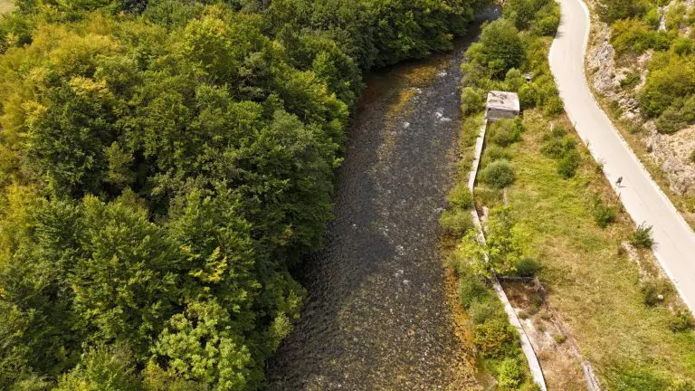 Aktivisti iz Šipova: Ako treba tijelima ćemo braniti Plivu!