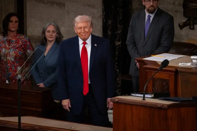 Donald Trump žestoko napao papu Lava, poručio da je “slab i da šteti Crkvi”