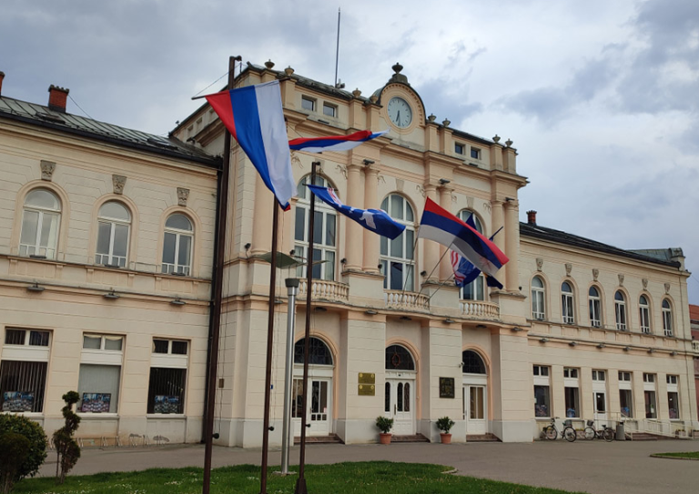 Drama u Bijeljini: Radnici bez plata, banke prijete blokadama zbog rata kredita