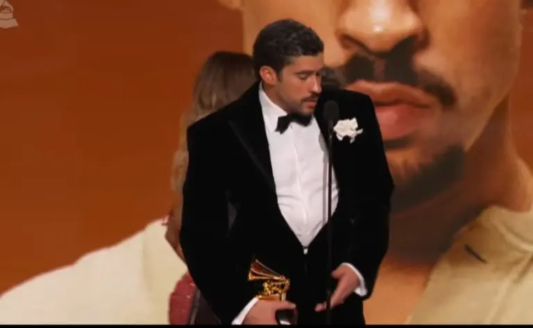 Slavni muzičar osvojio Grammy pa osuo po ICE: Mi nismo divljaci!